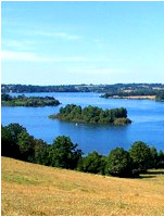 Vue sur le lac de Pareloup (Levezou)